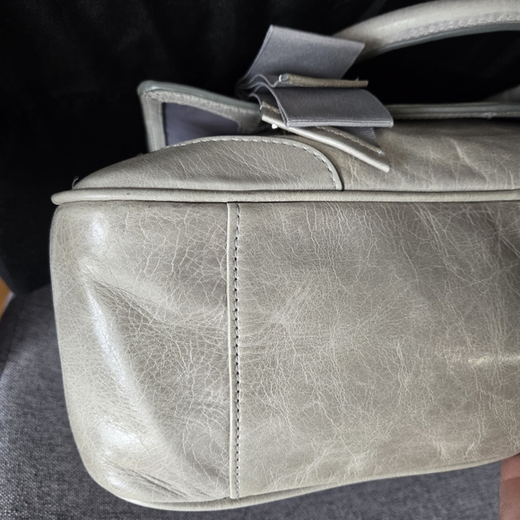 Coach Poppy Latch Lock Shoulder Bag EUC - Picture 8 of 11